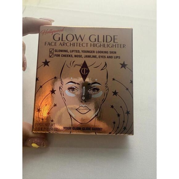 Charlotte Tilbury Other - Charlotte Tilbury Glow Glide Highlighter Rose Gold Glow 7g